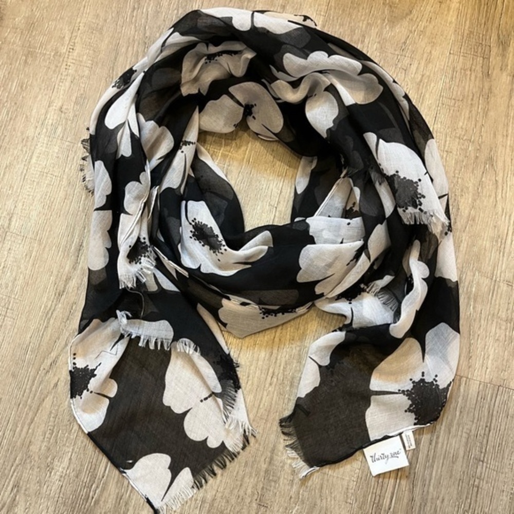 Thirty-one Black and White Floral Scarf